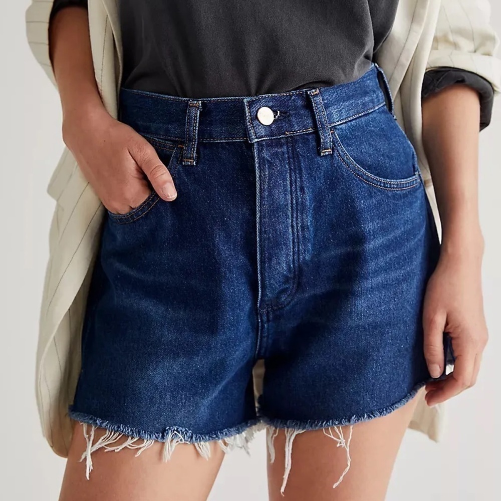 NWT Wrangler High Rise Festival Frayed Denim Shorts - Picture 2 of 10